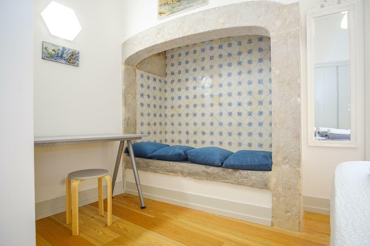 Superb Apartment In Historical Centre Lisbon Exterior photo